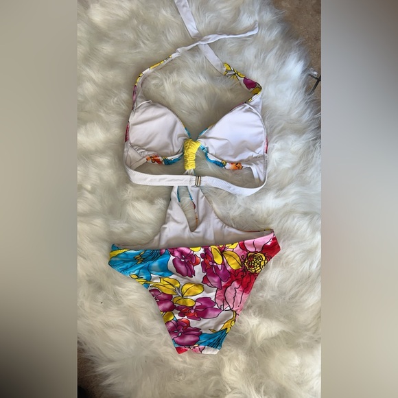 NEW | Women’s Multi Colored One Piece Swimsuit Bathing Suit Small - Picture 2 of 2